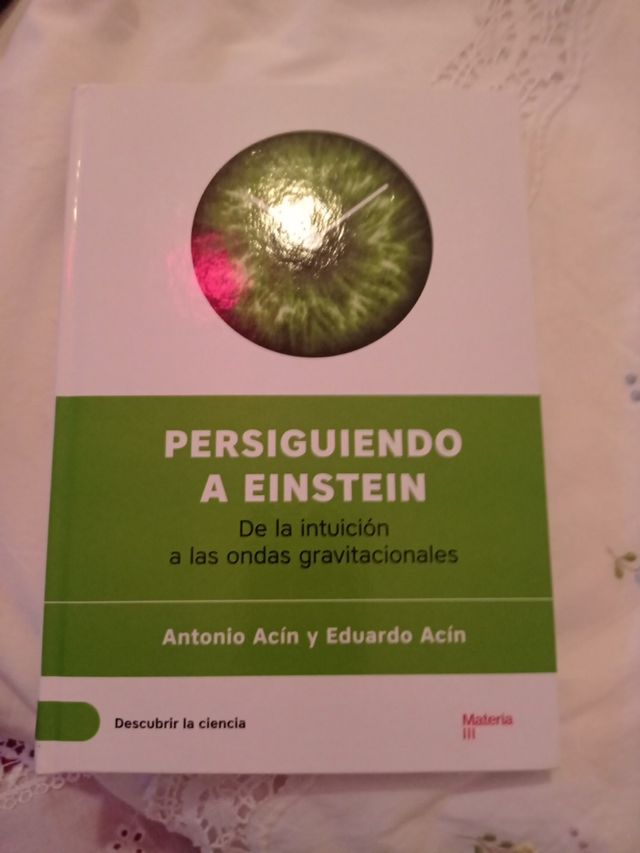 persiguiendo a Einstein