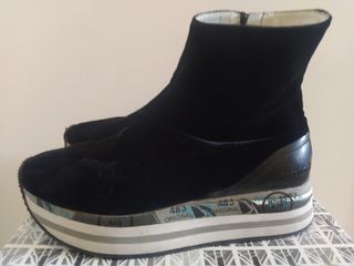 Botines Premiata mujer de segunda mano por 140 EUR en Reus en WALLAPOP