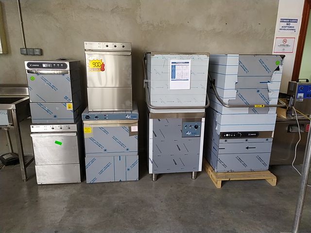 maquinaria y lavavajillas de todos los tamaños