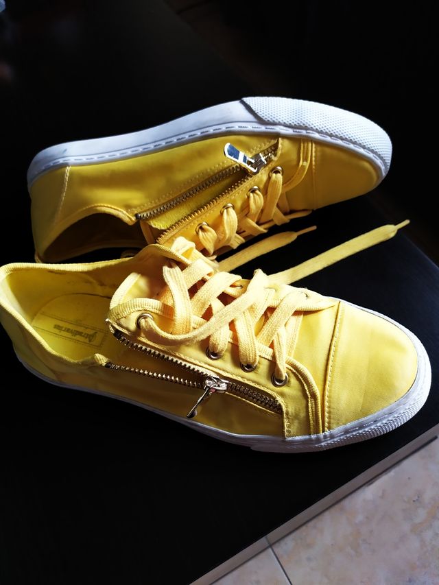 Zapatillas.