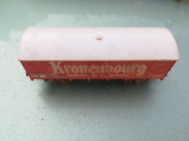 Vagon de tren Jouef Kronenbourg