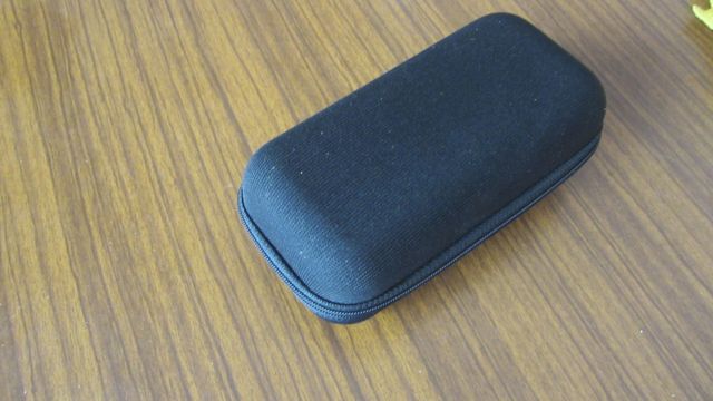 FUNDA DE GAFAS ARNETTE