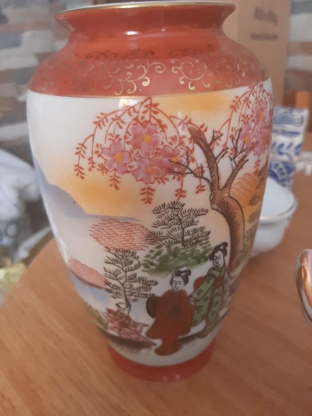 2 jarrones de porcelana fina, japones