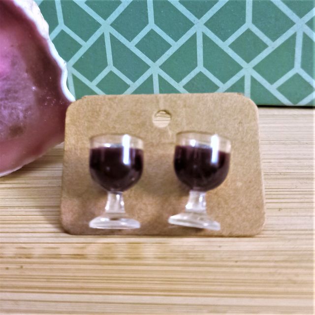Lindos pendientes de copa de vino en miniatura