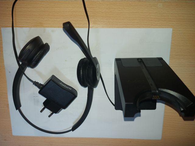 CAMBIO O VENDO AURICULARES CON MICRO JABRA