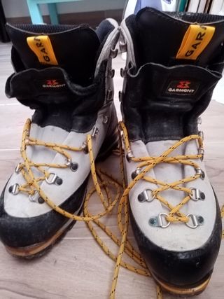 Botas montana de segunda mano | CASINUEVO