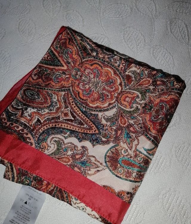 Pañuelos cuadrados de seda