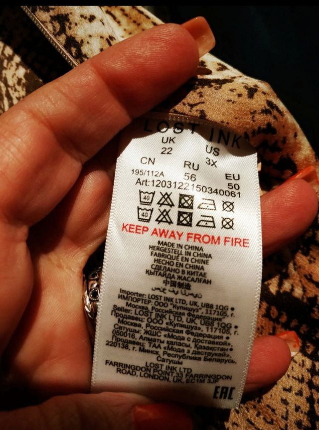 Pantalón serpiente talla grande