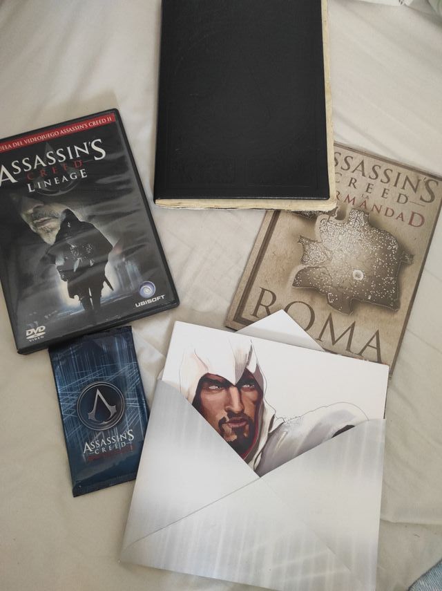 Assassins Creed Brotherhood extras edición colecci