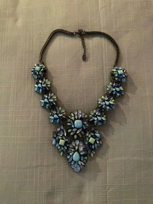 Collar peces turquesa, rosa y gris