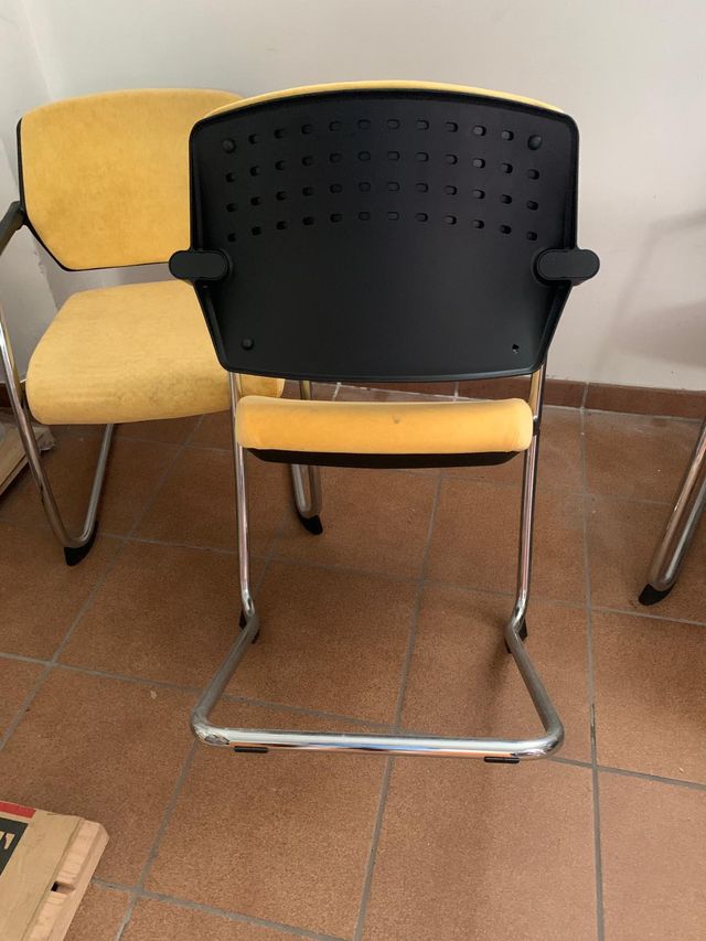 Sillas confidente oficina.