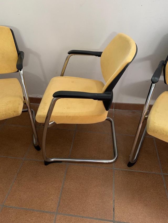 Sillas confidente oficina.