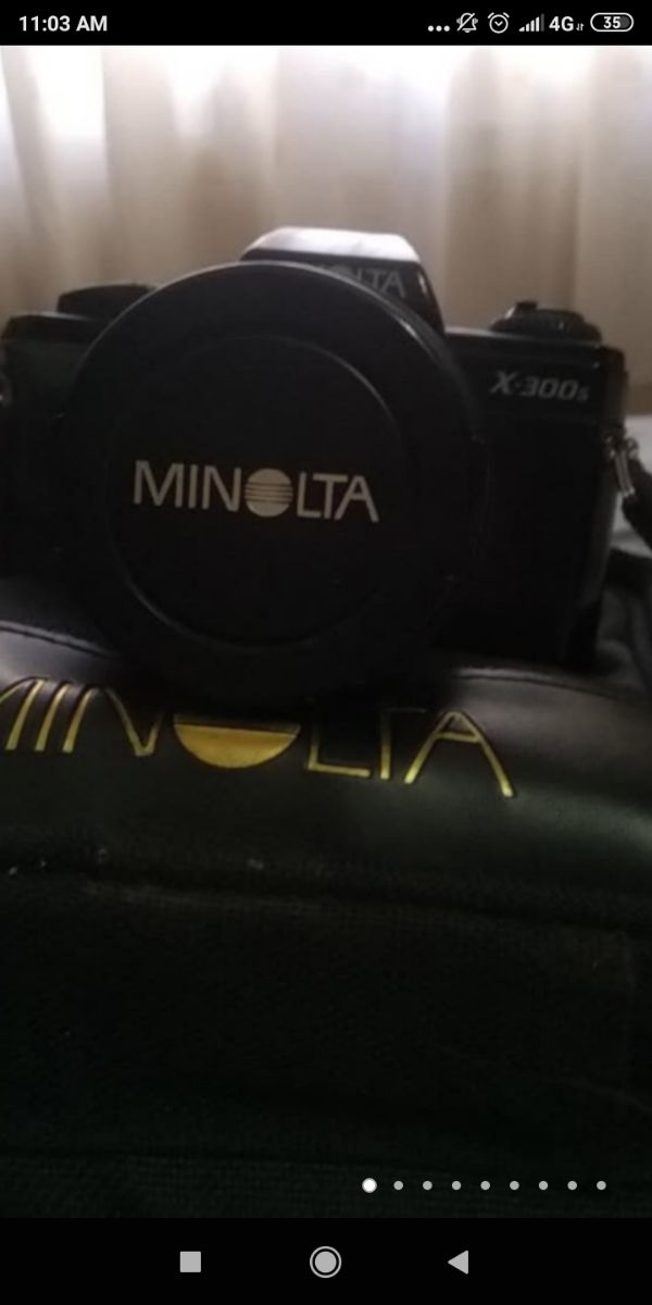 equipo de fotografía .Cámara Minolta