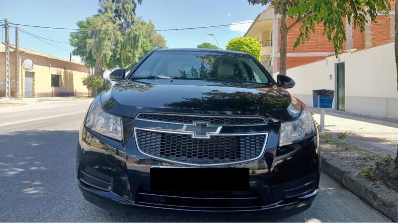 Chevrolet Cruze 2012 - foto 1