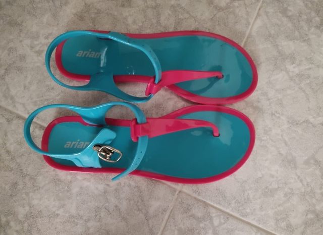 Chaclas bicolor rosa y azul