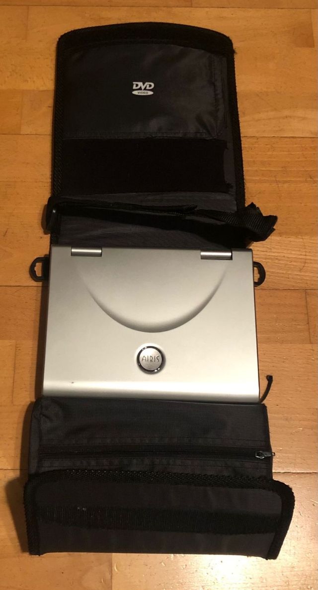 DVD portatile per auto