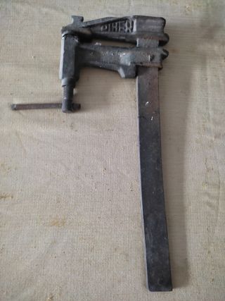 Gato de carpintero de segunda mano por 15 EUR en Salobreña en WALLAPOP