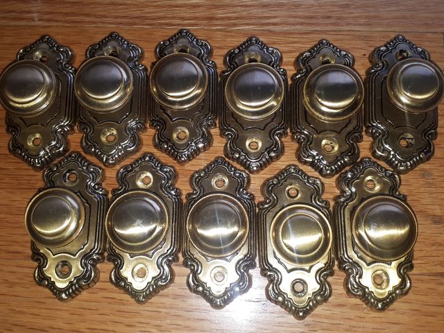 tiradores o pomos maletero laton Orus