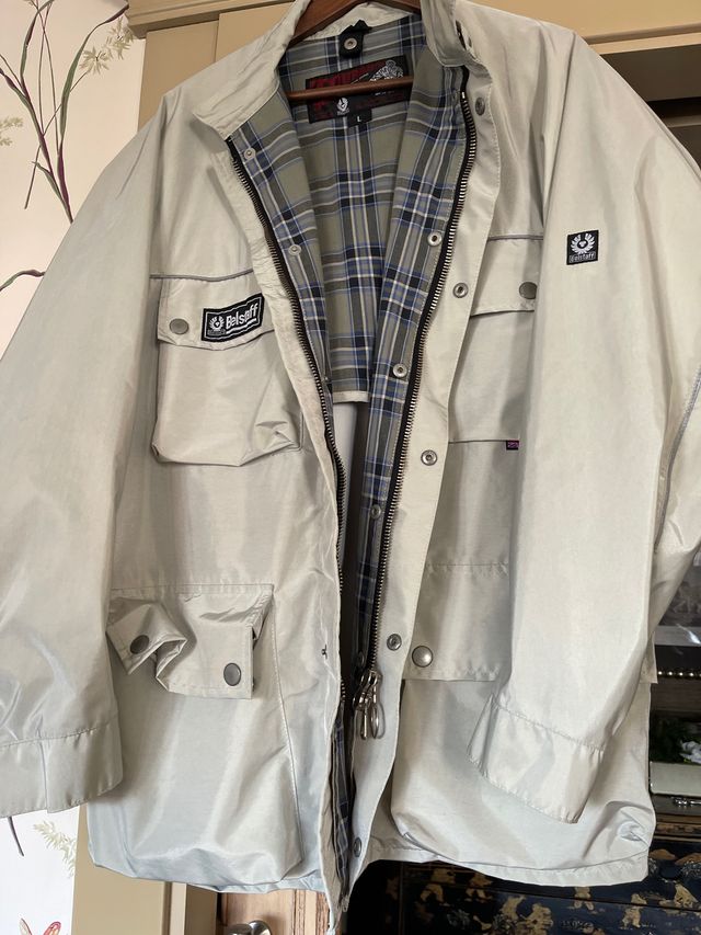 Cazadora Beltstaff  y chaleco guateado independien