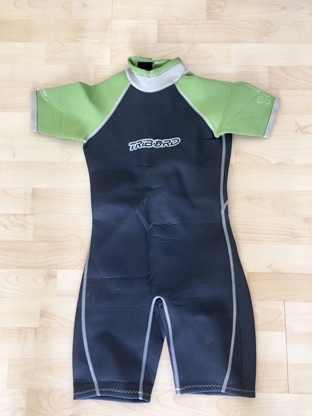 Traje neopreno Tribord corto 2mm talla 14 años