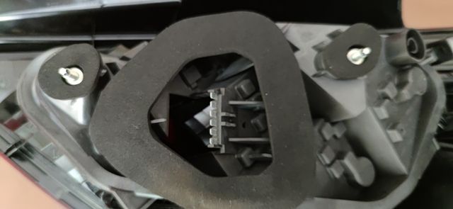 Pilotos Traseros Opel Corsa D