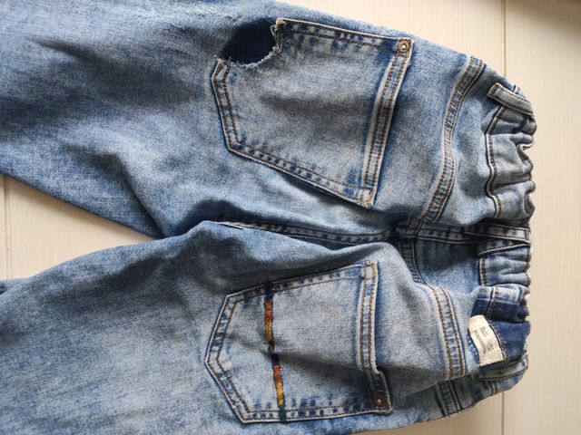 2 pantalones niñ@ talla 9-10 años