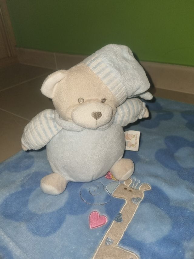 Peluche con manta