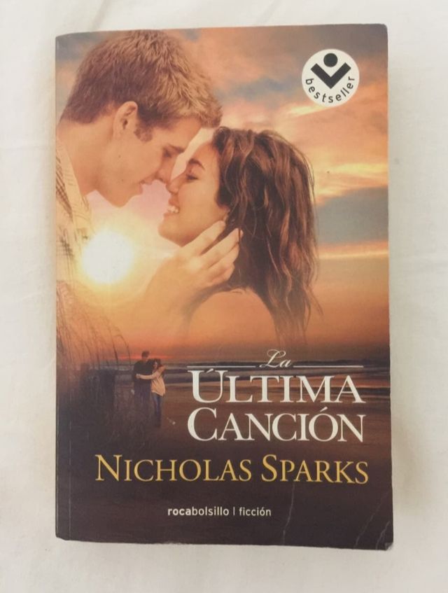 Packs libro y película