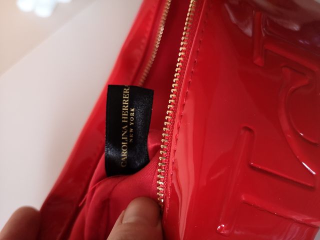 neceser carolina herrera