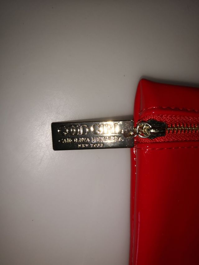 neceser carolina herrera