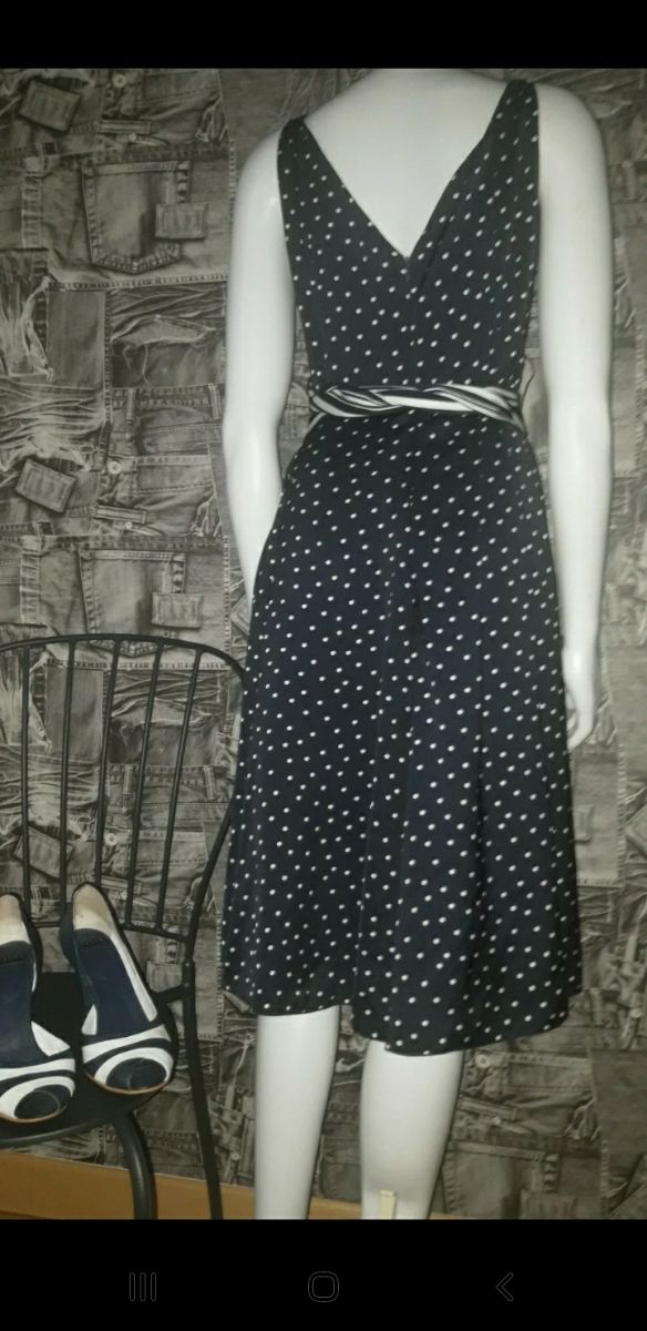 Vestido lunares regalo zapatos