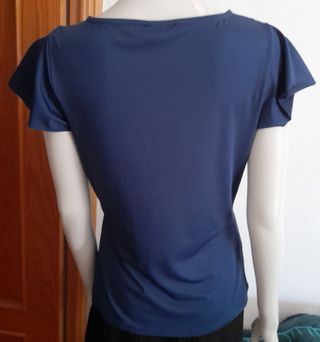Blusa marca Elogy del corte ingles talla 38 de segunda mano por 12 EUR en  San Fernando de Henares en WALLAPOP