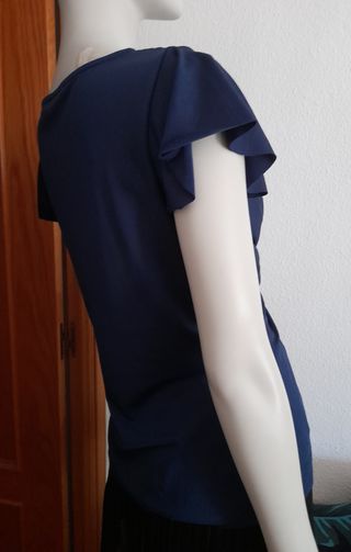 Blusa marca Elogy del corte ingles talla 38 de segunda mano por 12 EUR en  San Fernando de Henares en WALLAPOP