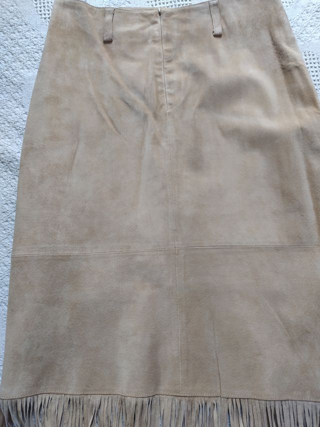 FALDA PIEN DE ANTE CON FLECOS MARCA HELIUM