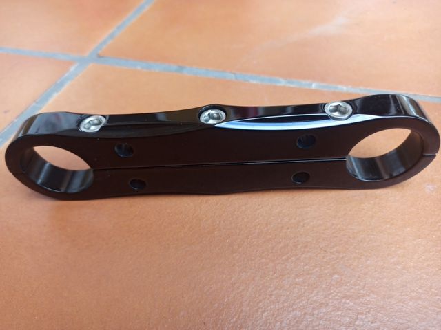 Harley Davidson fork brace