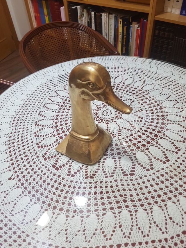 Pato sujeta libros vintage 