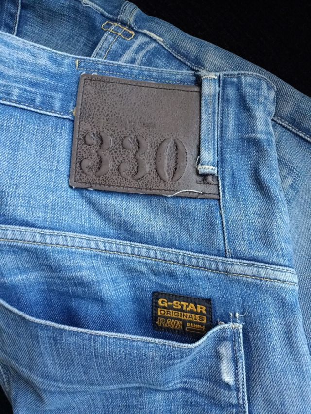 Vendo pantalones largos de diferents marcas.