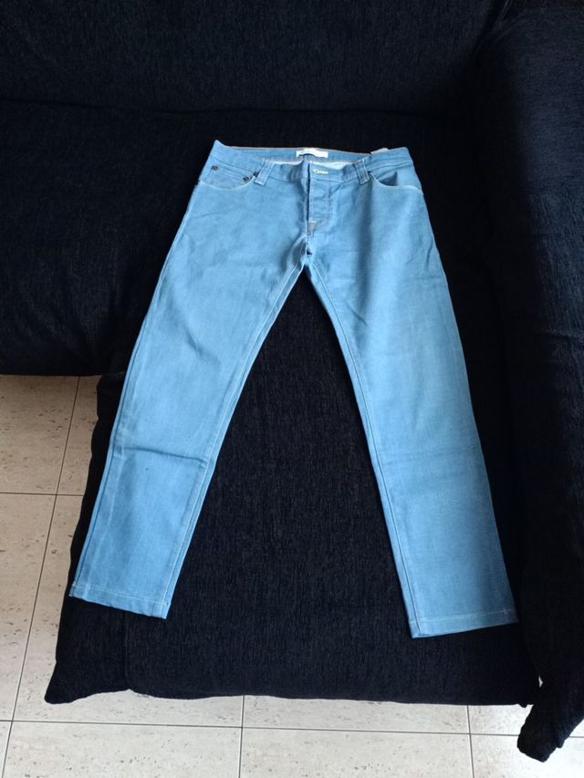 Vendo pantalones largos de diferents marcas.