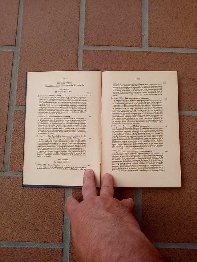 Introducción al estudio de la Economía Política.