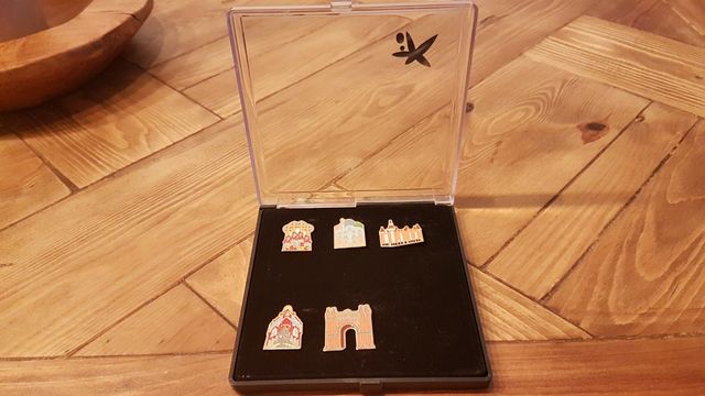 Edifícios de pinheiros em Barcelona (La Caixa)