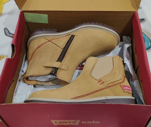 Botas Levis