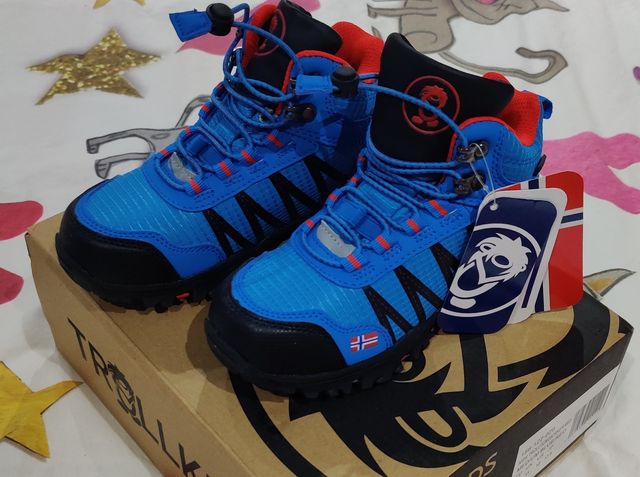 Botas treking trolkids