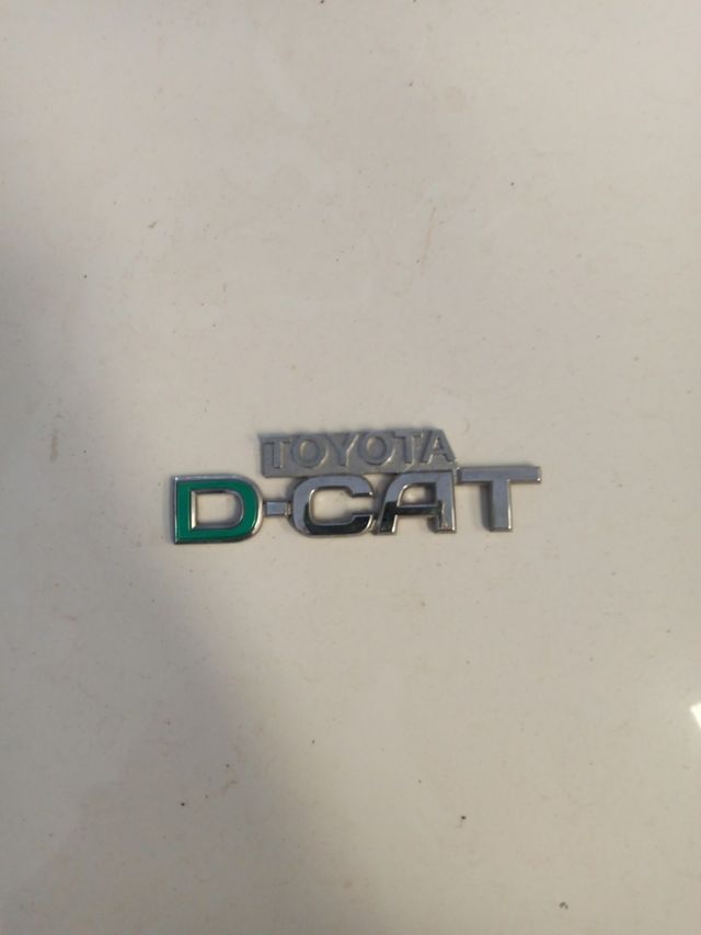 anagrama, logotipo de toyota