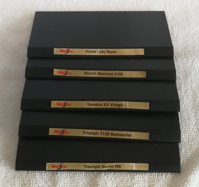 Varias motos a escala 1/18