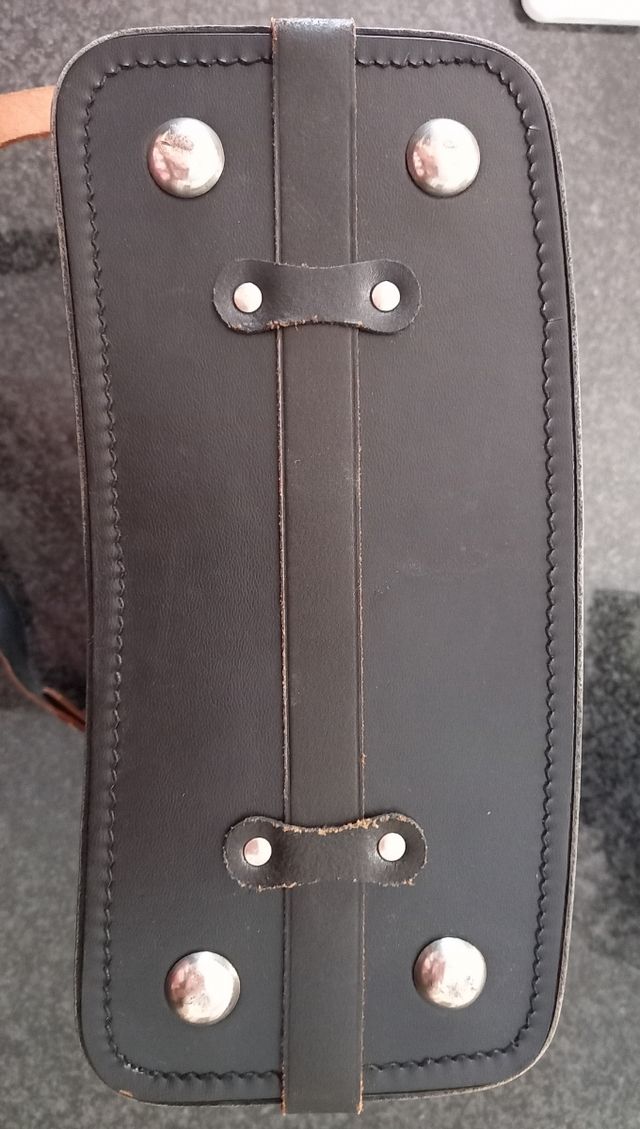 Preciosa caja de cuero para cámara Vintage