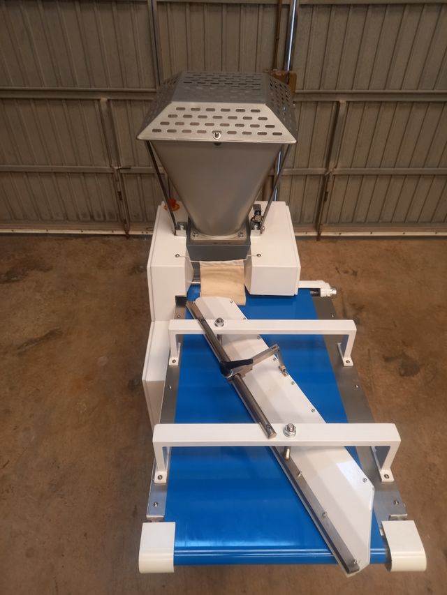 PESADORA DIVISORA PANADERIA