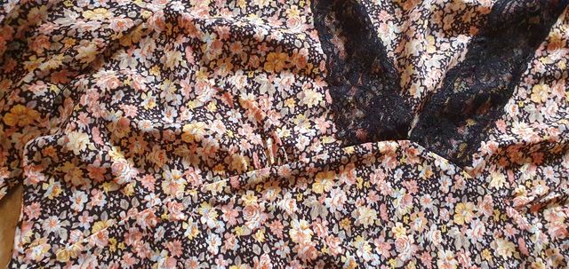 Vestido floral manga larga