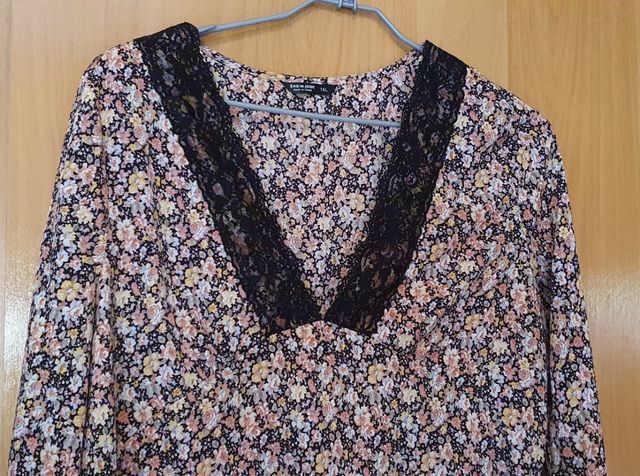 Vestido floral manga larga