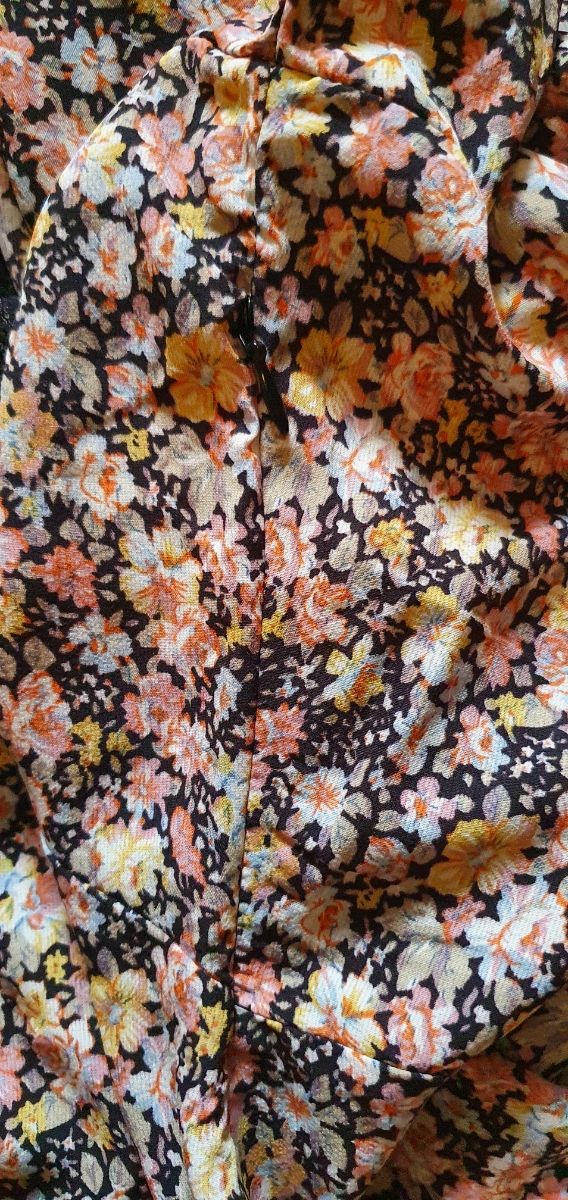 Vestido floral manga larga