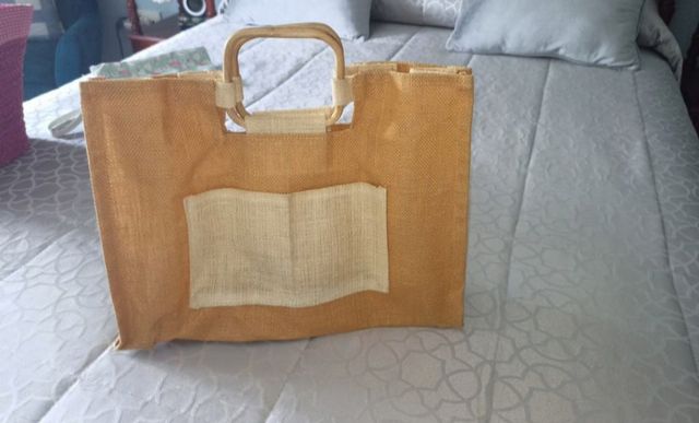 Capazo en tonos fucsia + regalo